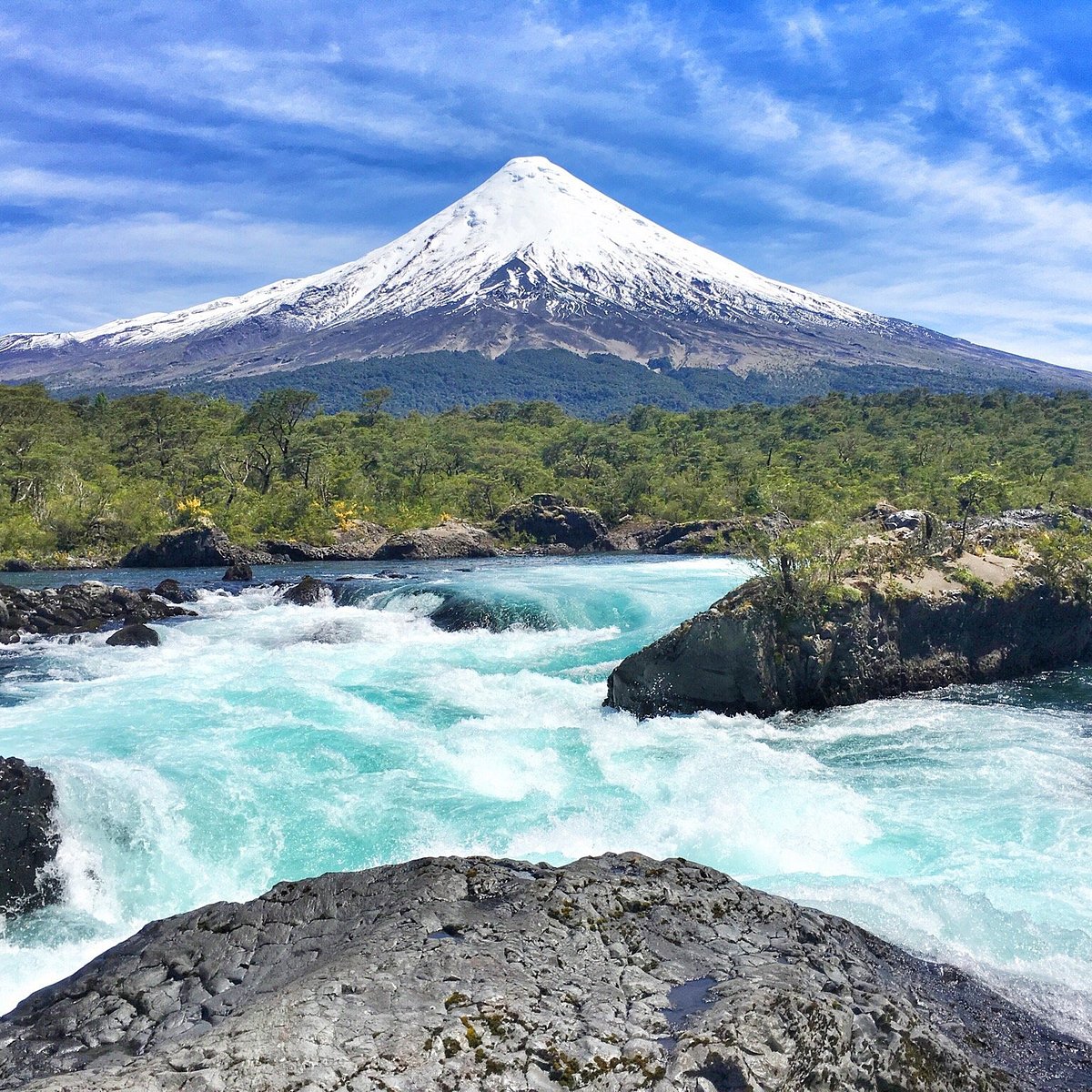 SALTOS DEL PETROHUE CHILE